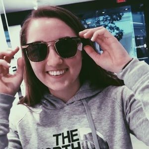 Meet your Posher, Saydee